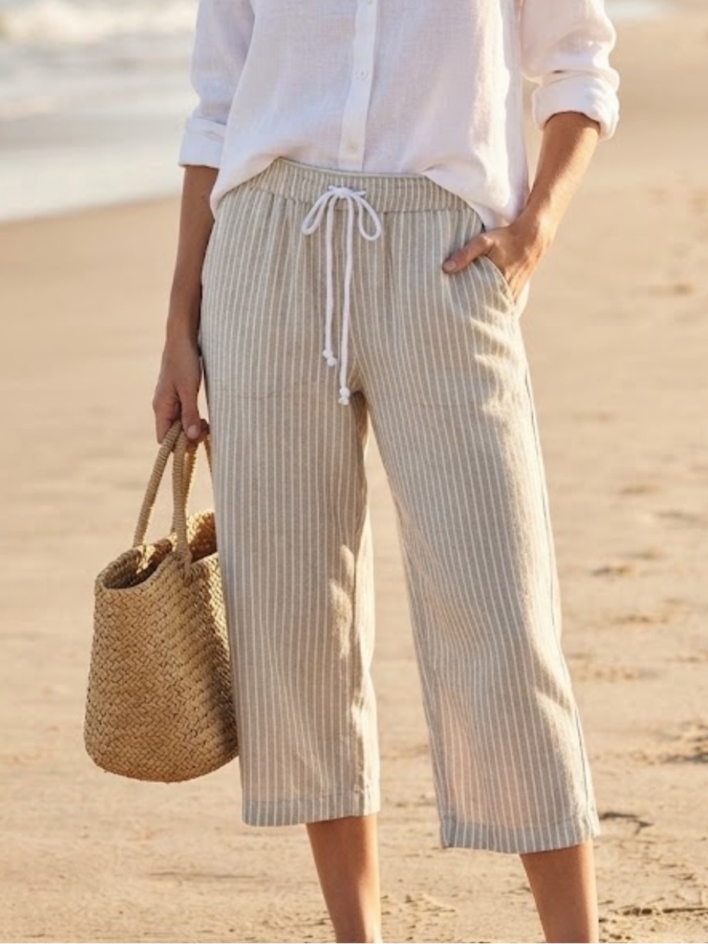 beachlunchlounge Cropped Pants